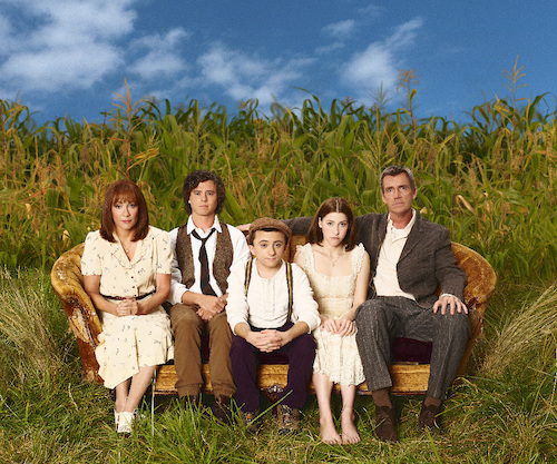 THE MIDDLE - ABC's "The Middle" stars Patricia Heaton as Frankie, Charlie McDermott as Axl, Atticus Shaffer as Brick, Eden Sher as Sue and Neil Flynn as Mike. (ABC/Craig Sjodin)